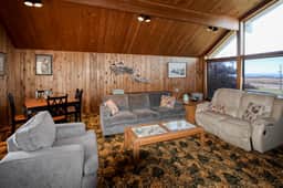 Ocean Treasures - Charming Coastal Home Near the Beach - Image 4