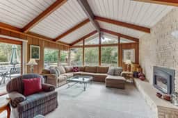Mimi's Ranch House - Charming Country Ranch Retreat - Image 3