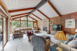 Mimi's Ranch House - Charming Country Ranch Retreat - Image 4