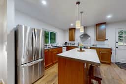 The Magnolia Meadow Retreat - Image 4