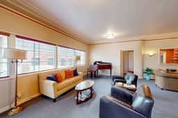Eureka Theater Apartment - Image 5