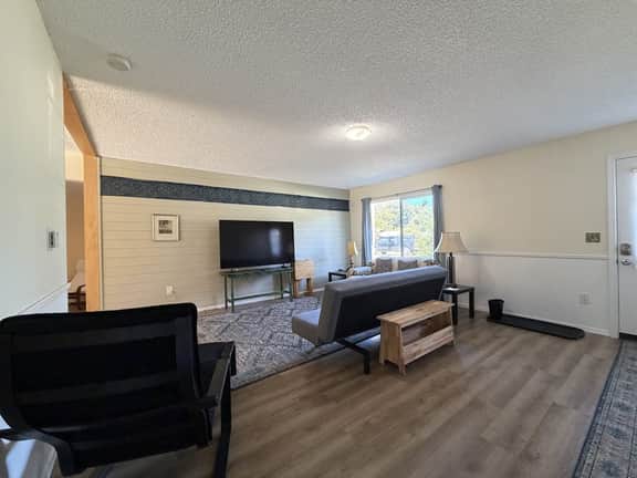 Wavesong Refuge - Peaceful Oceanfront-Inspired Coastal Escape - Image 5