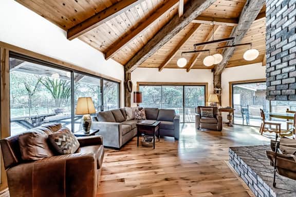 The Merryman Cabin - Cozy Riverside Woodland Retreat - Image 2