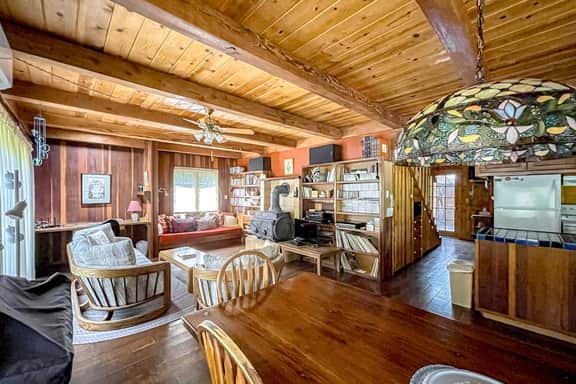 Cozy Trinity Cottage - Image 5
