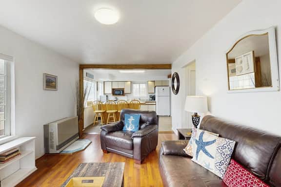 Seascape Home & Cottage - Image 5
